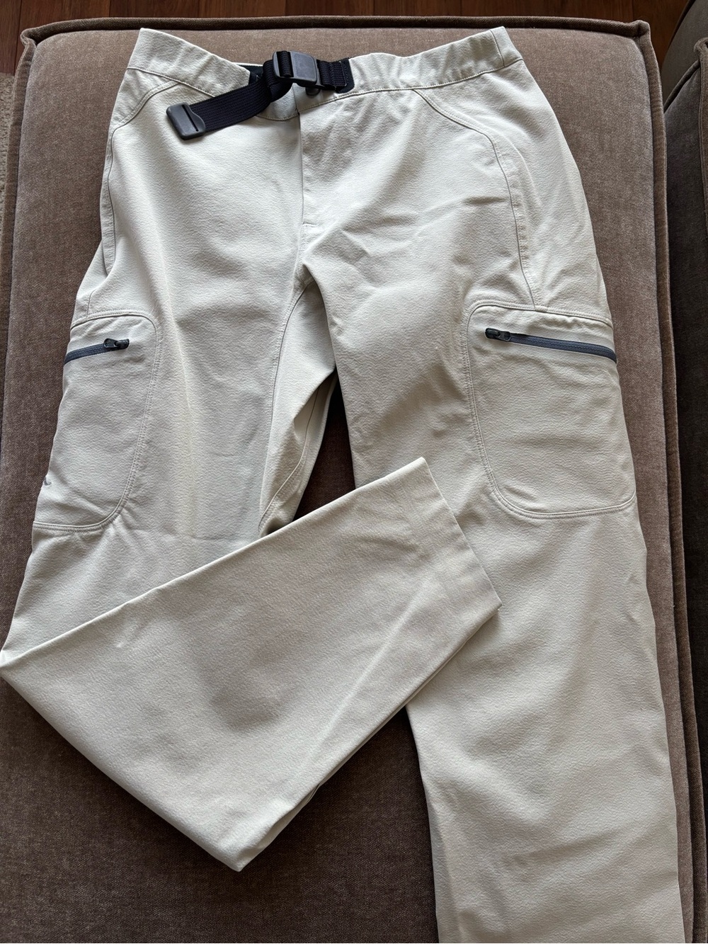 Arc'teryx Women's Light Sauge Pants with Integrated Belt